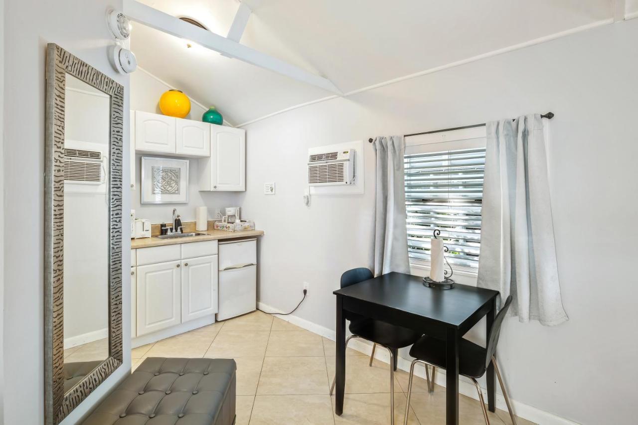 Kona Kai Oasis Bed and Breakfast Κι Γουέστ Εξωτερικό φωτογραφία